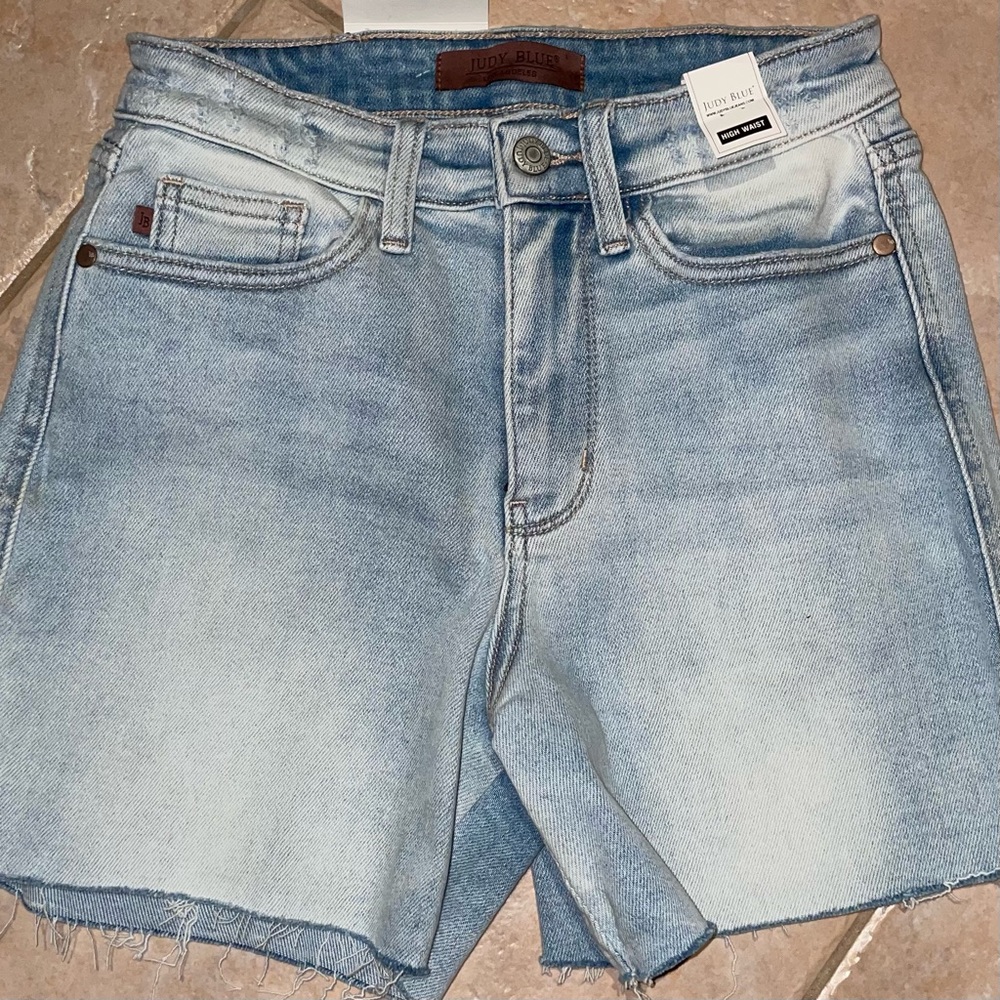 NWT NEW Judy Blue Women’s High Rise Waist Denim Jean Shorts Distressed Small S